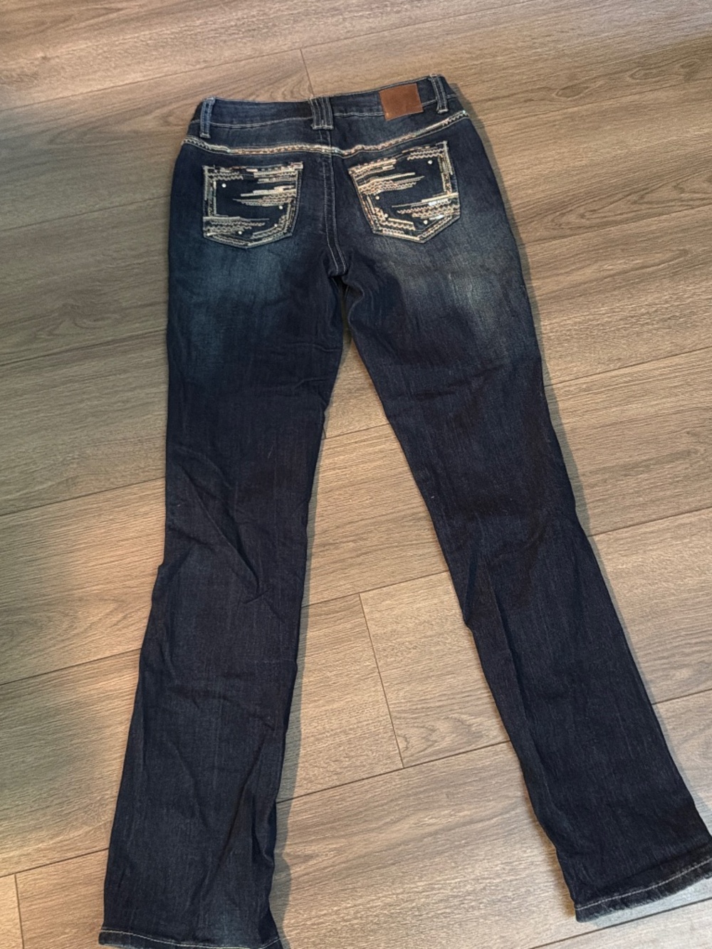 Juniors/women’s jeans